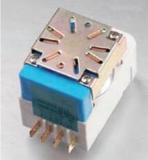 Electromechanical Defrost Timer for Refrigeration Systems