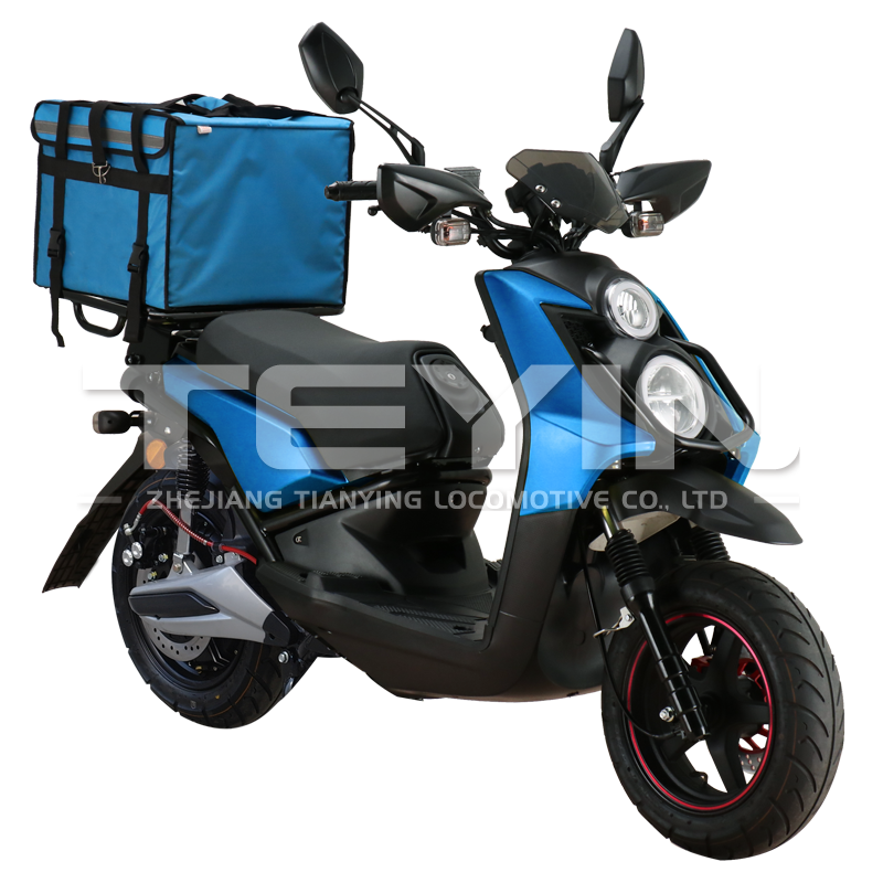 Electric food delivery scooter with cargo box