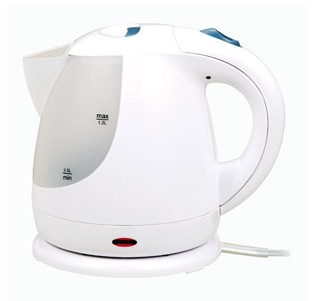 Compact Electric Kettle with Automatic Shut-Off