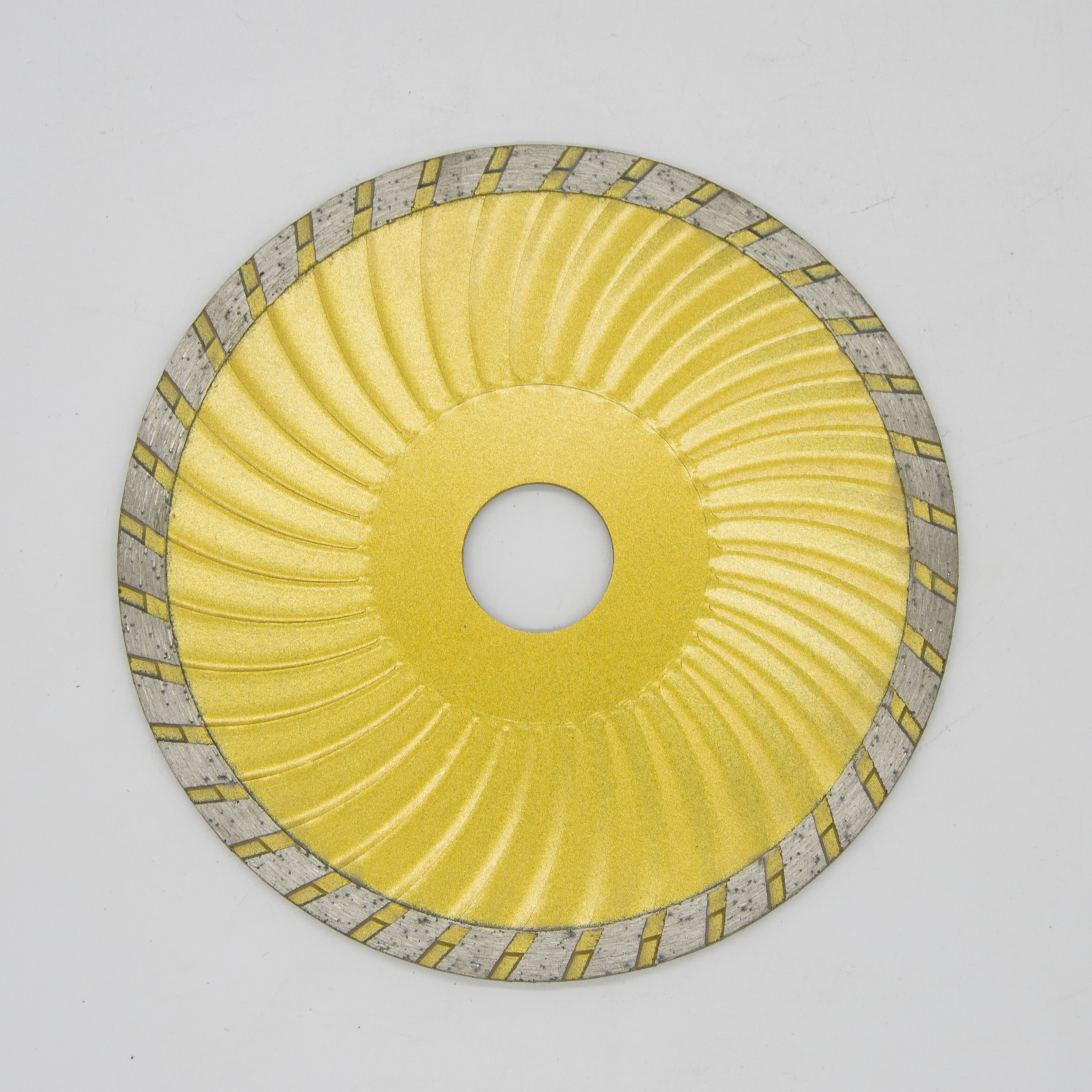 Turbo Wave Diamond Cutting Disc with Fine Tooth