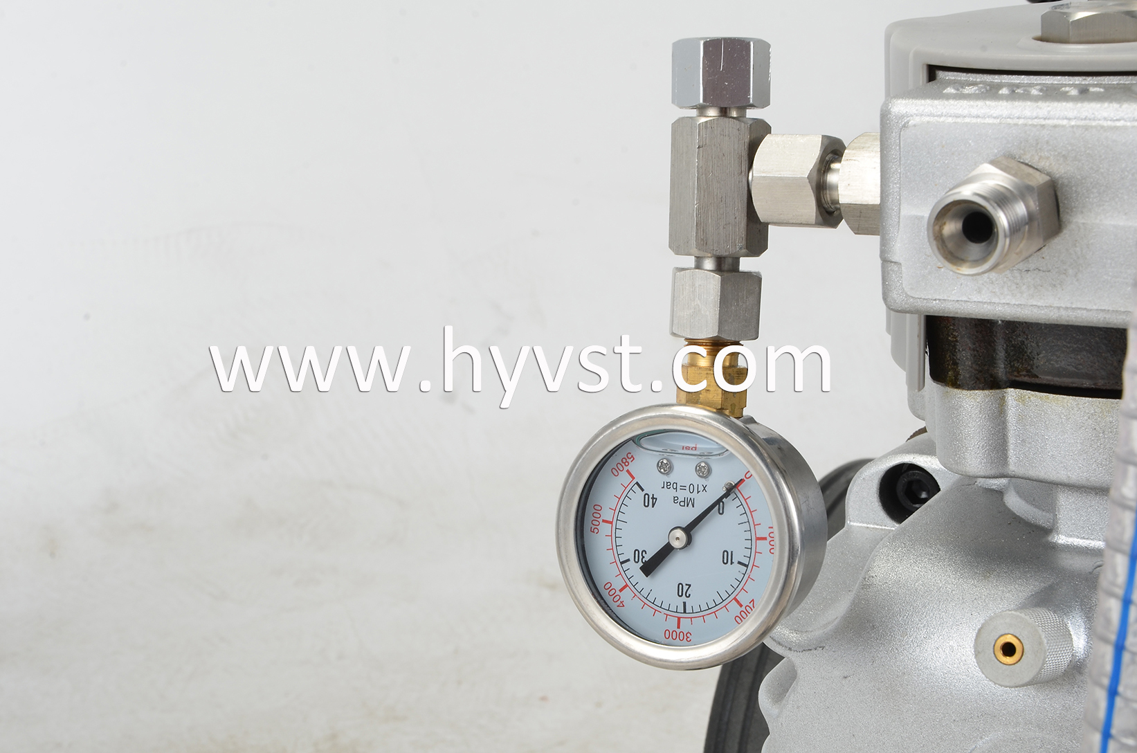 Diaphragm pump airless paint sprayer - Image 2