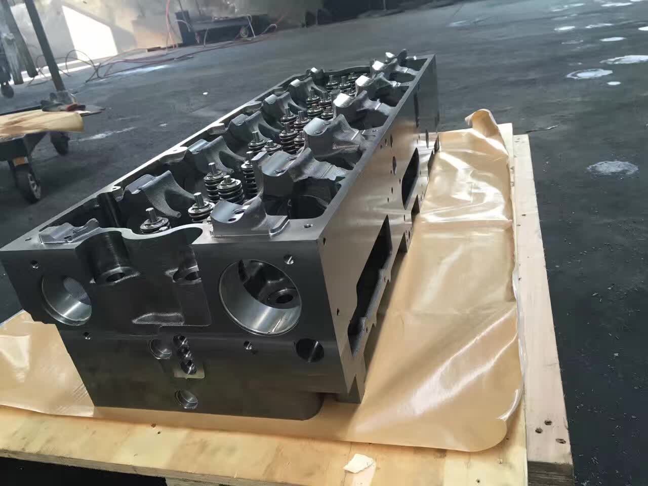 Diesel engine parts/ Cylinder head 4026541 - Image 3