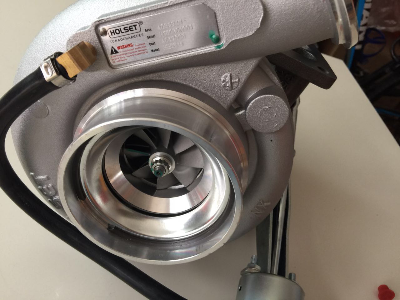 Diesel engine parts/ Turbocharger 4039805 - Image 2