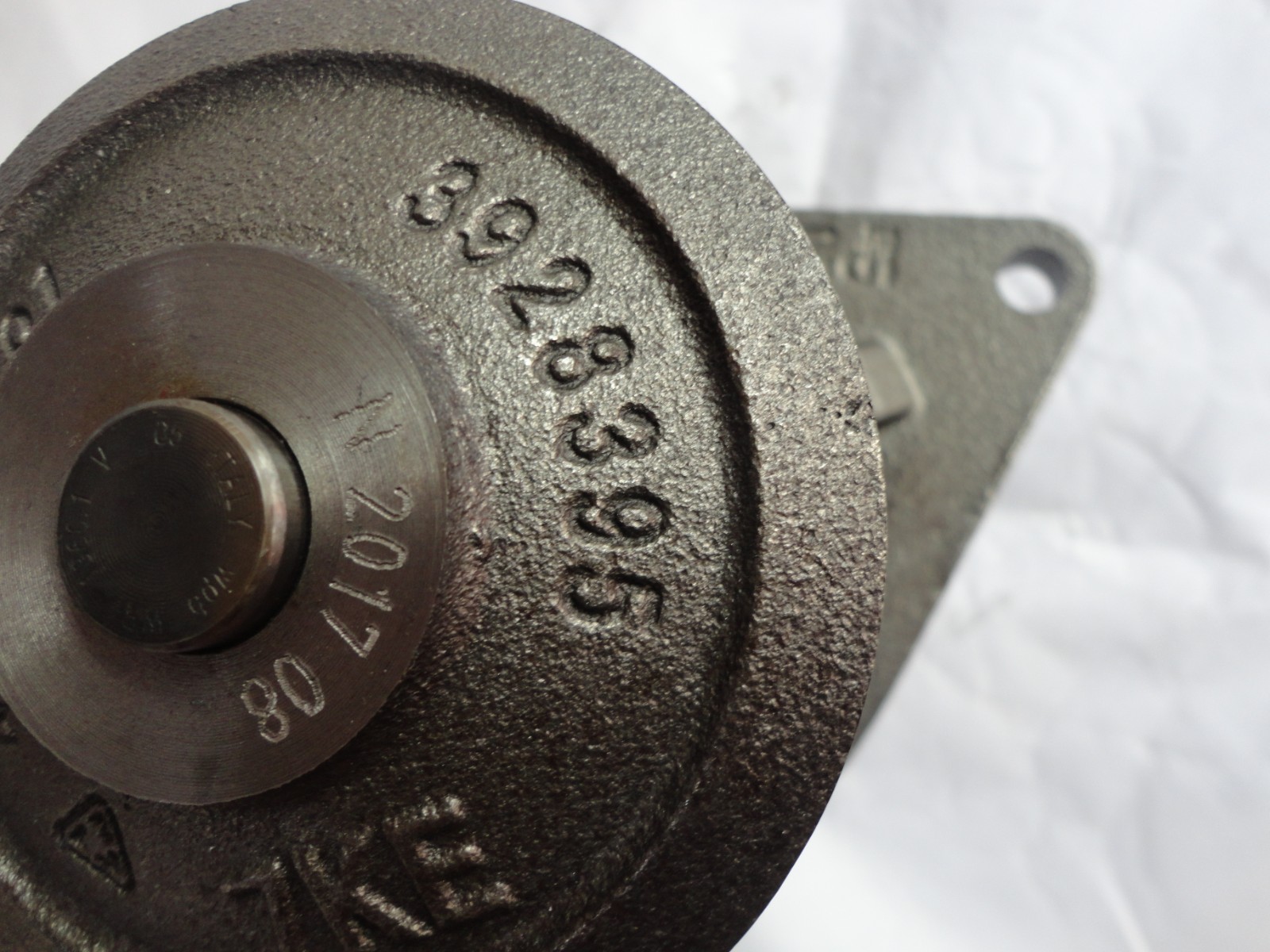 Diesel engine parts/ Water pump 3286275 - Image 2