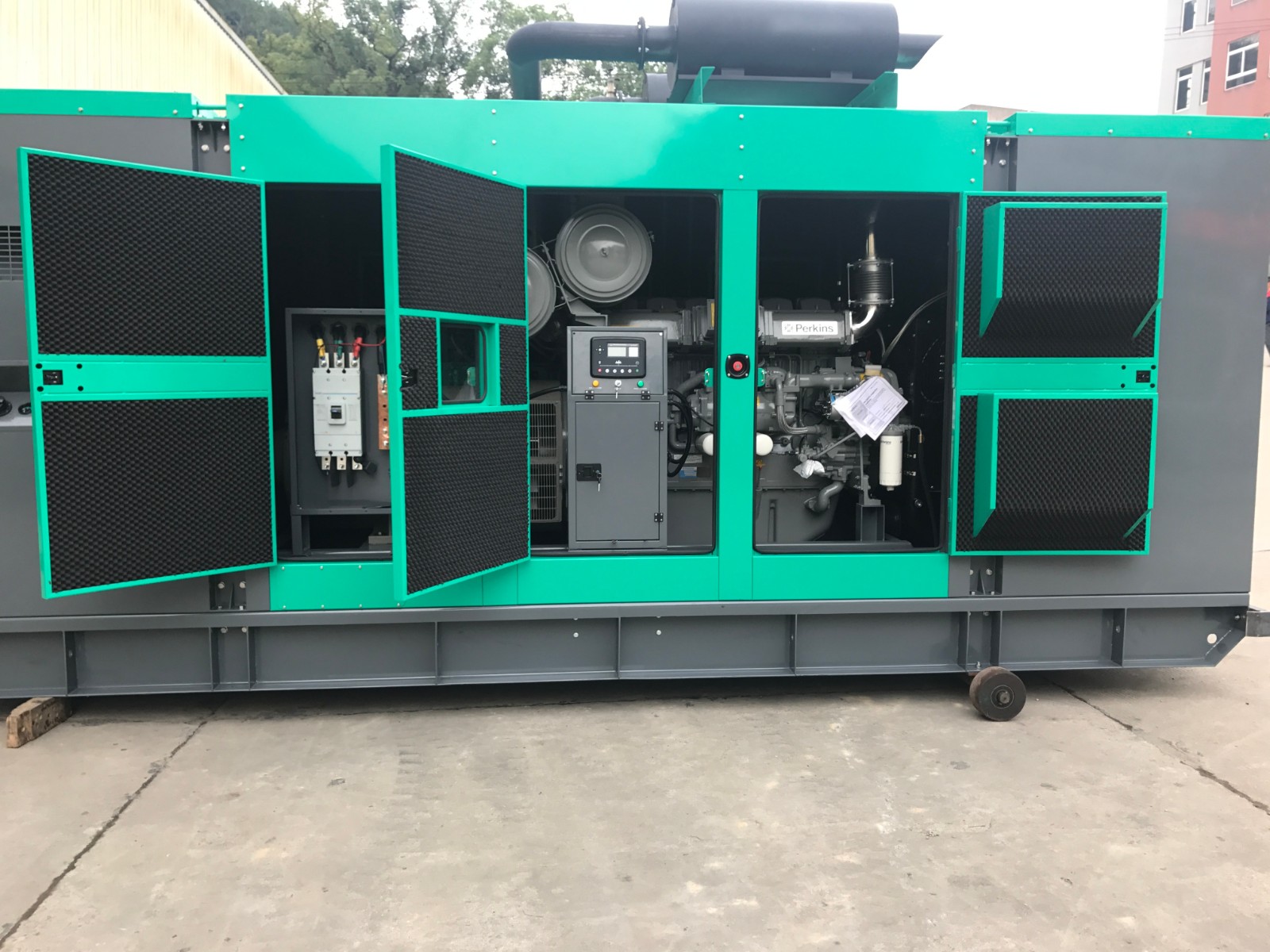 DIESEL GEN SETS P350 - Image 2