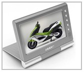 Digital Picture Display with High-Resolution Screen