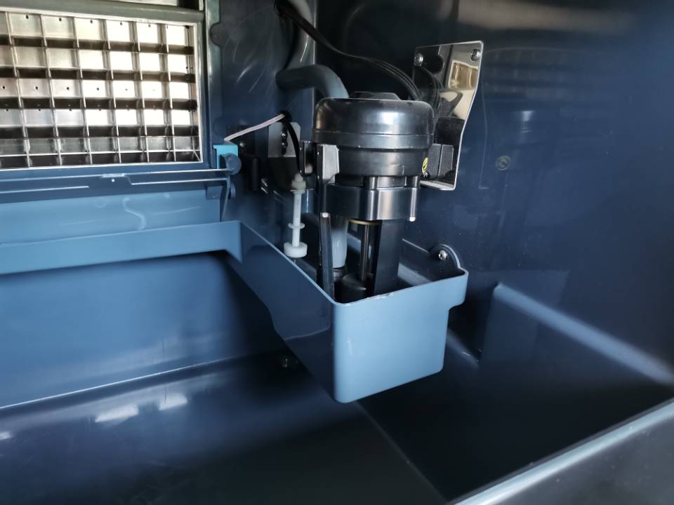 Commercial Ice Maker Machine