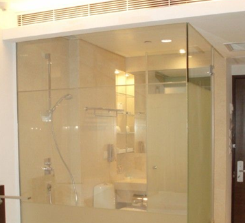 Adjustable Transparency Glass Panel