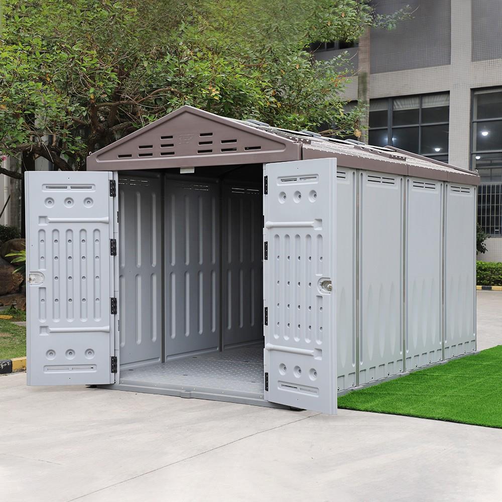 Mobile Outdoor Dining Enclosure