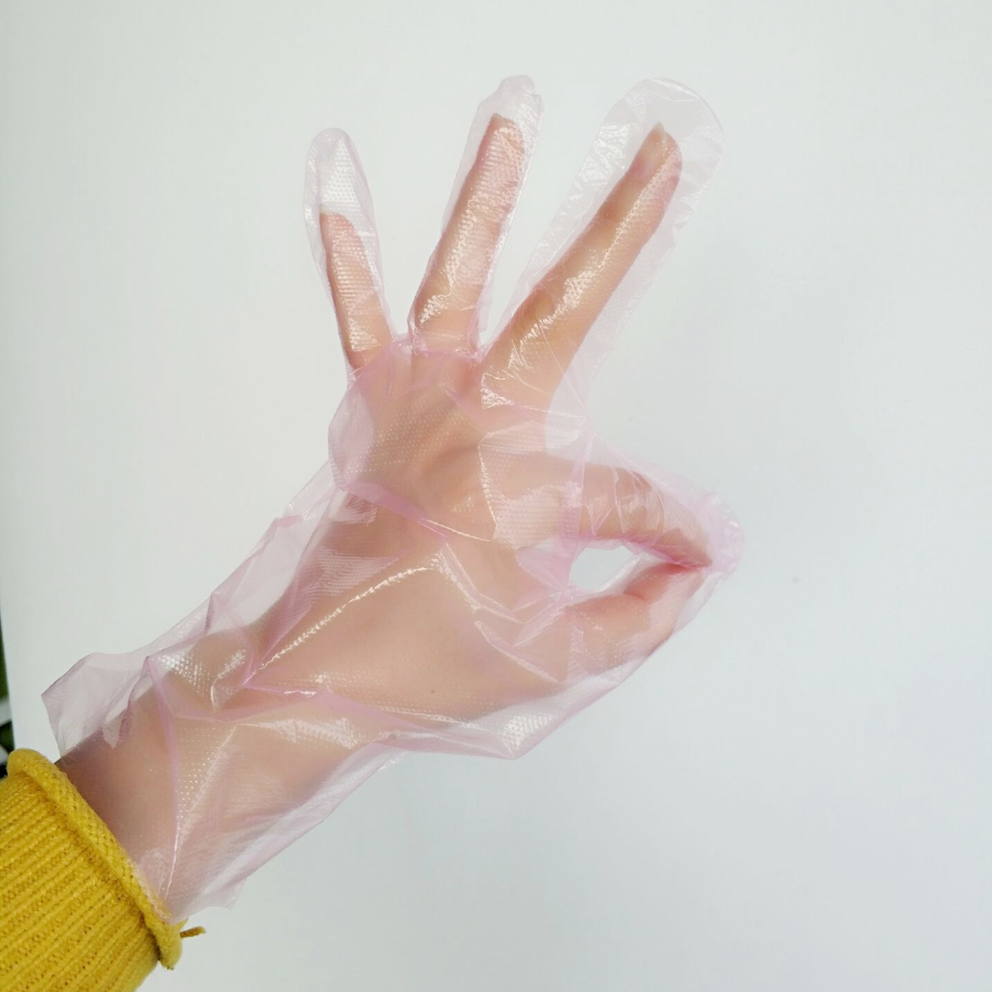 DISPOSABLE PE GLOVES - Image 3