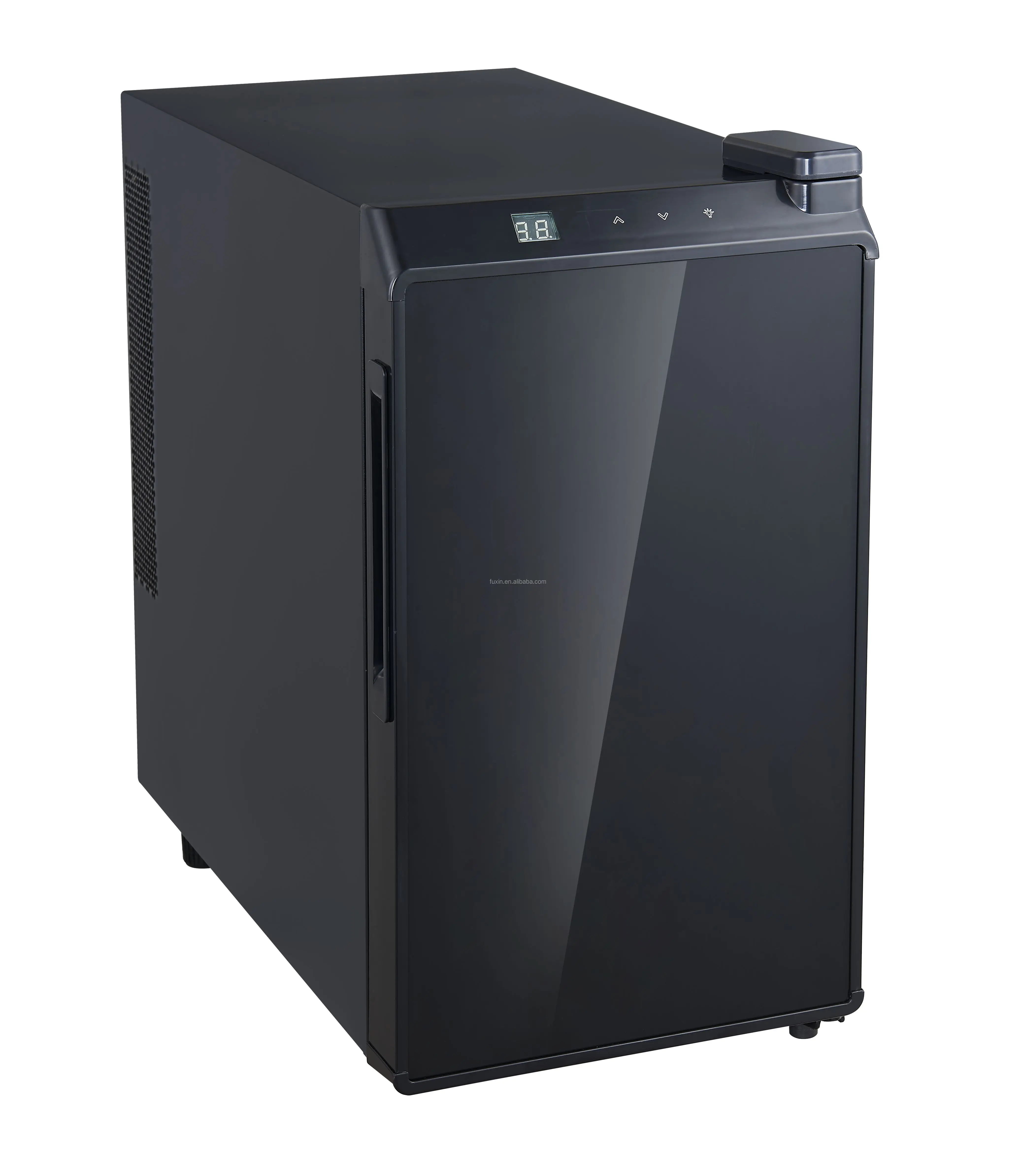 Compact freestanding thermoelectric wine cooler design