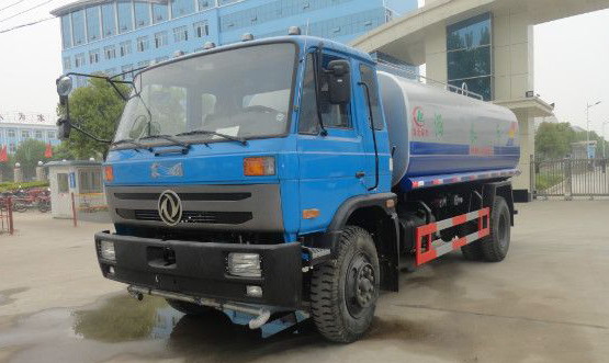 Dongfeng 145 multipurpose sprinkling truck - Image 3