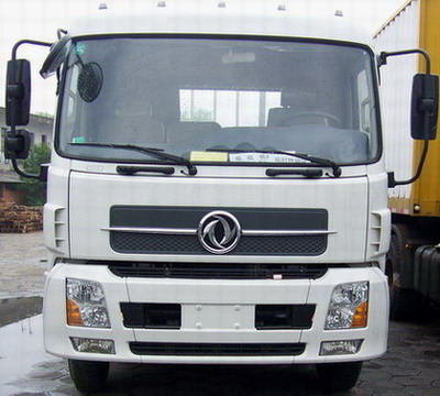 DONGFENG TIANLONG aluminum alloy fuel tanker - Image 2