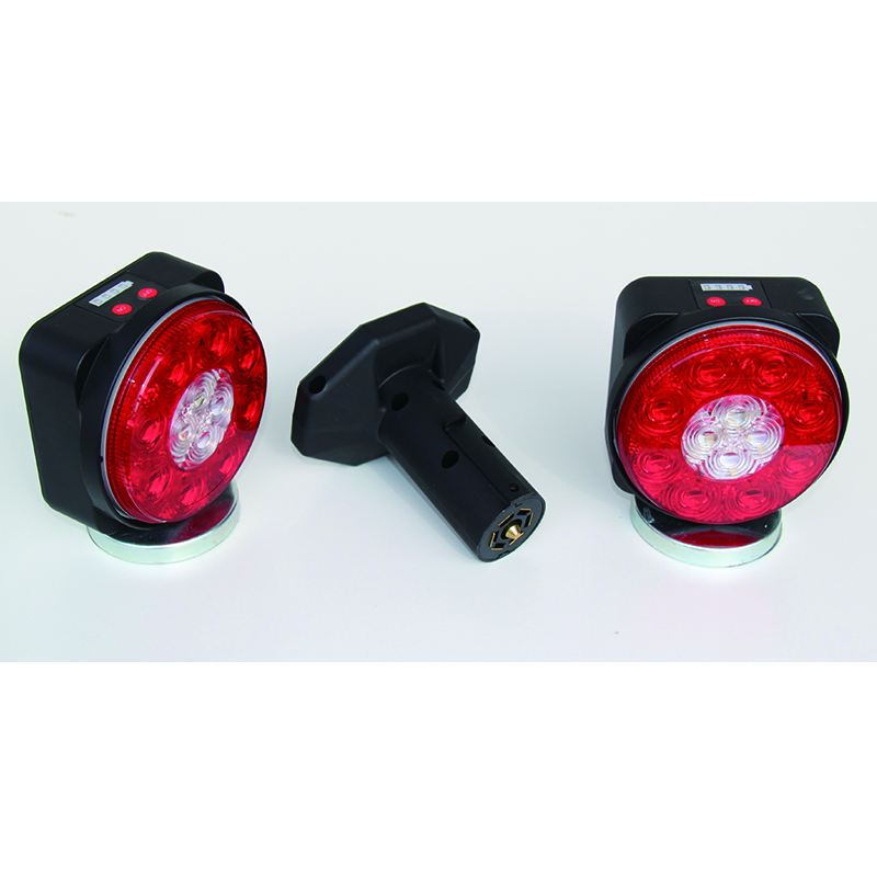 Wireless Towing Light Kit with Magnetic Base