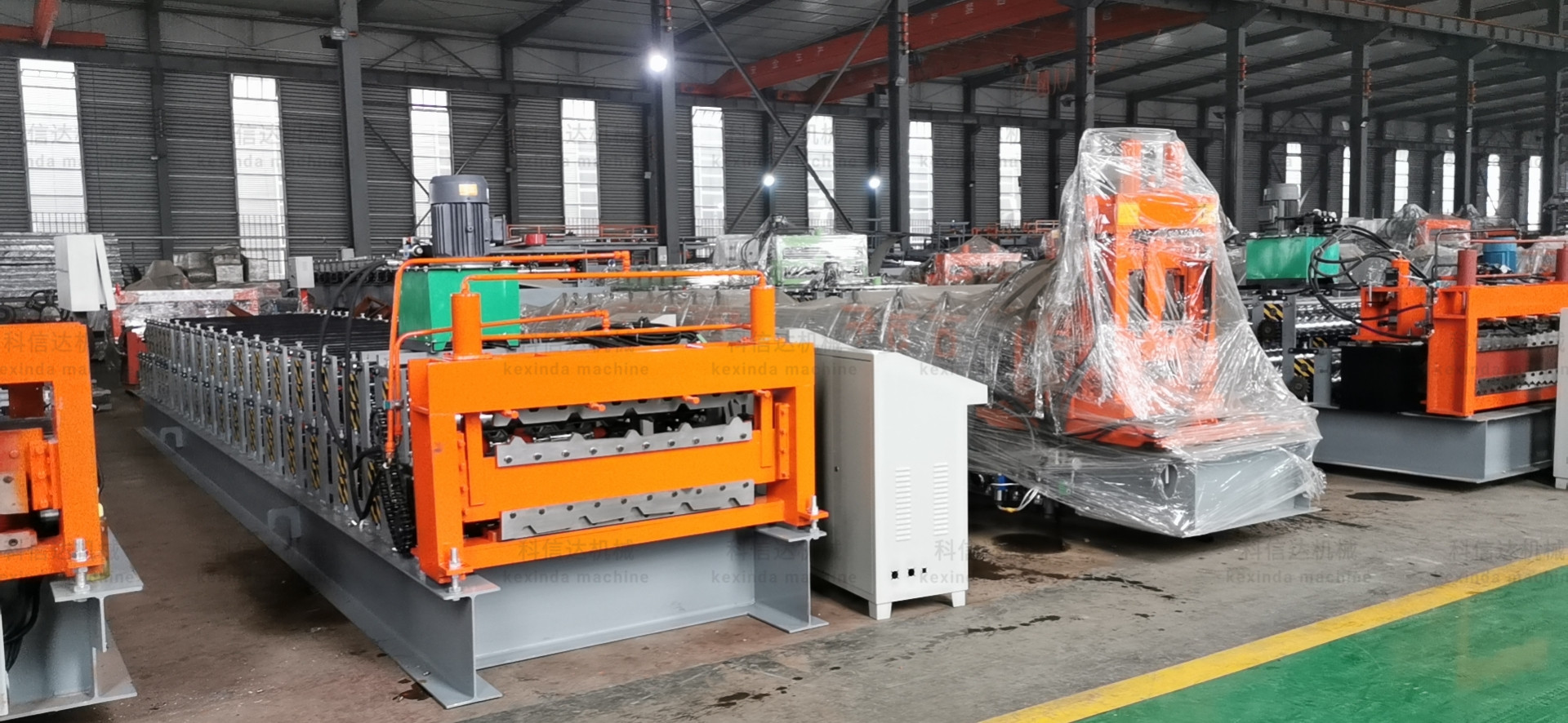 Full view of the double layer metal sheet roll forming machine