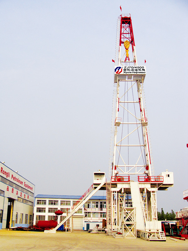 Land-Based Oil and Gas Drilling Rig