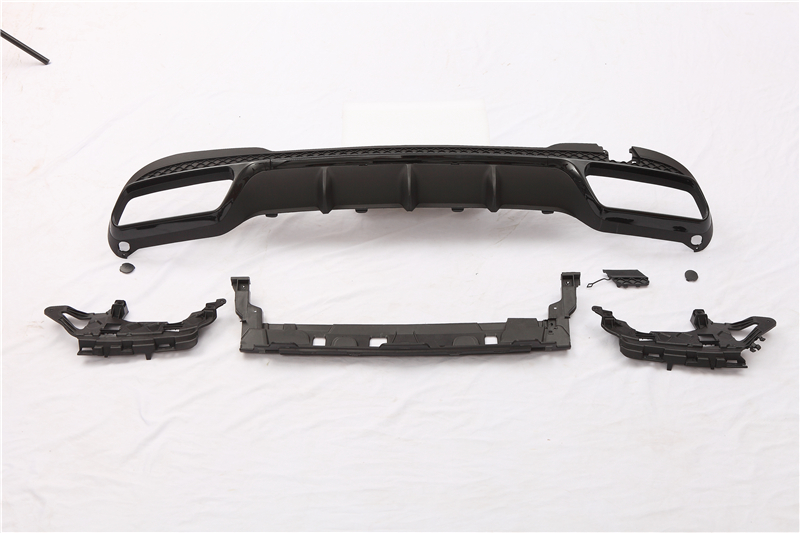 E-CLASS W212 SPORT STYLE REAR DIFFUSER 2016+ - Image 2