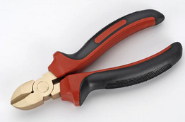 Combination Pliers with Ergonomic Grip