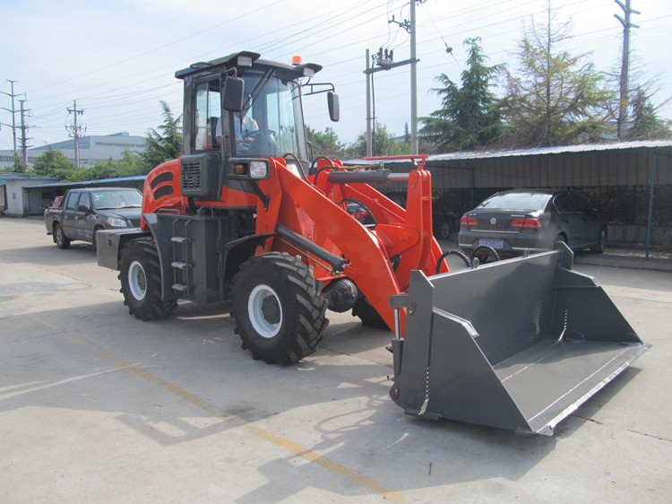 Mini Skid Steer Loader 1.1 CBM Bucket Capacity 47kW