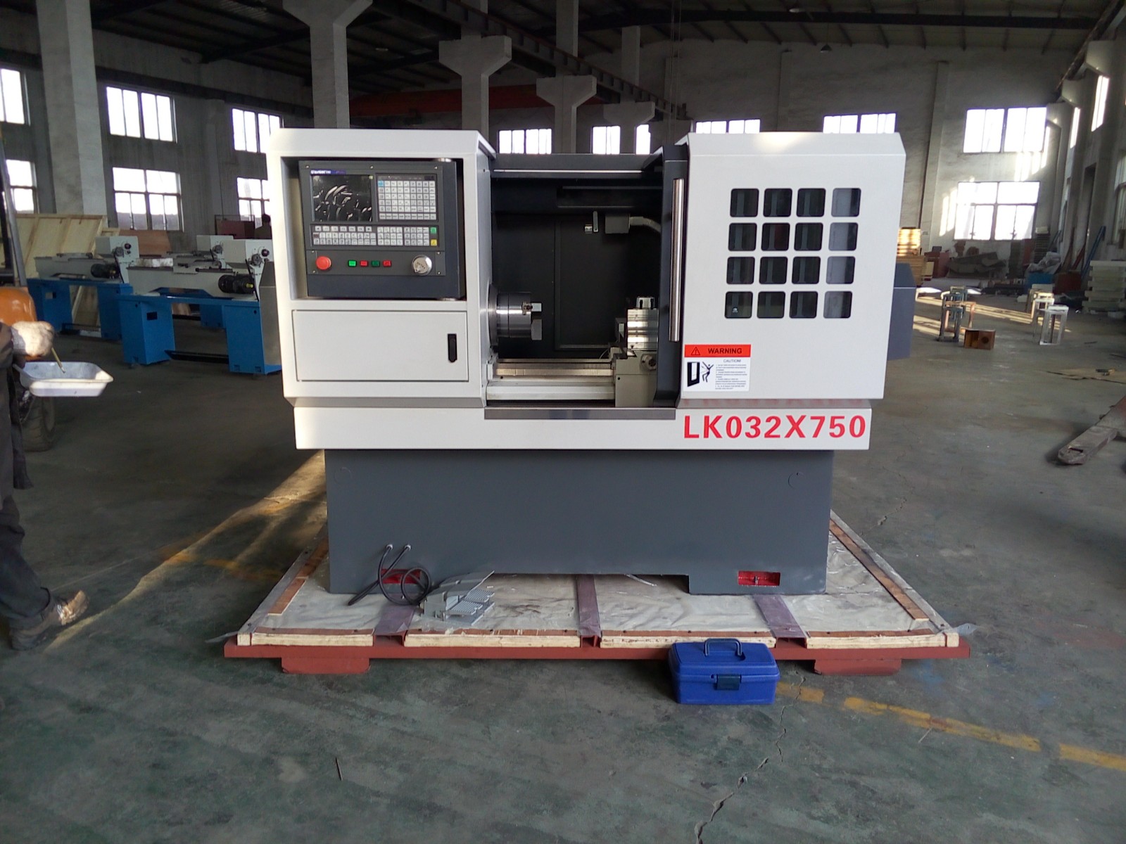 Economical CNC Lathe CK6132 - Image 2