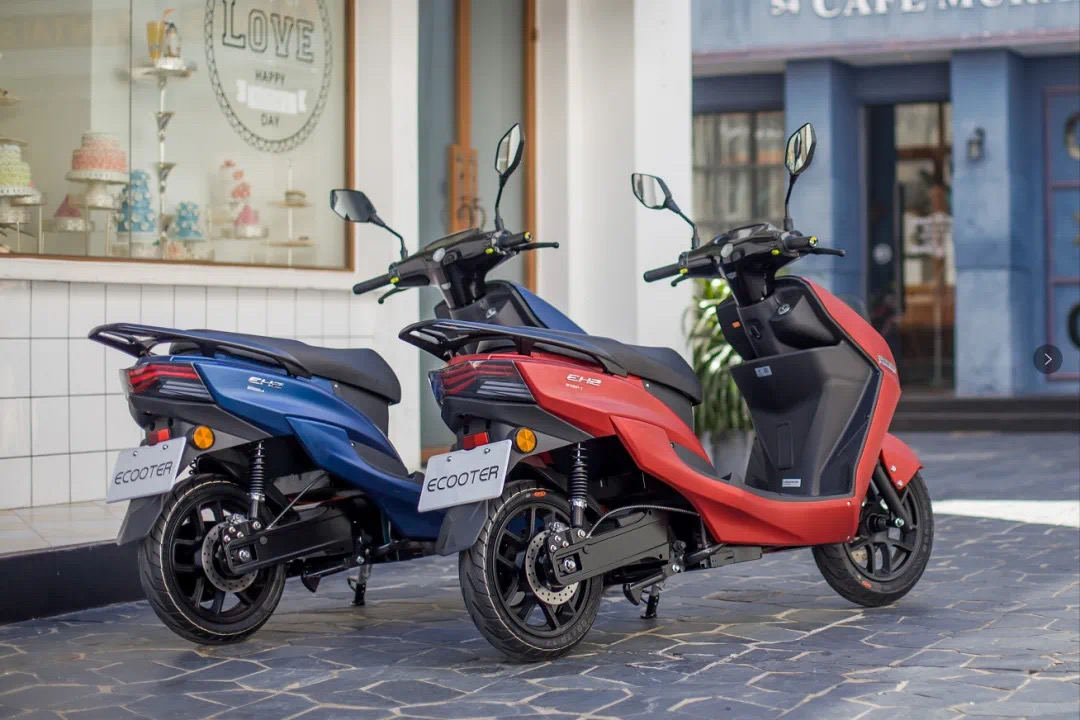 Ecooter EH2 electric motorcycle - Image 3