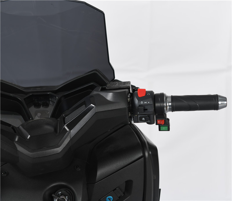 Close up of the handlebar controls and digital display