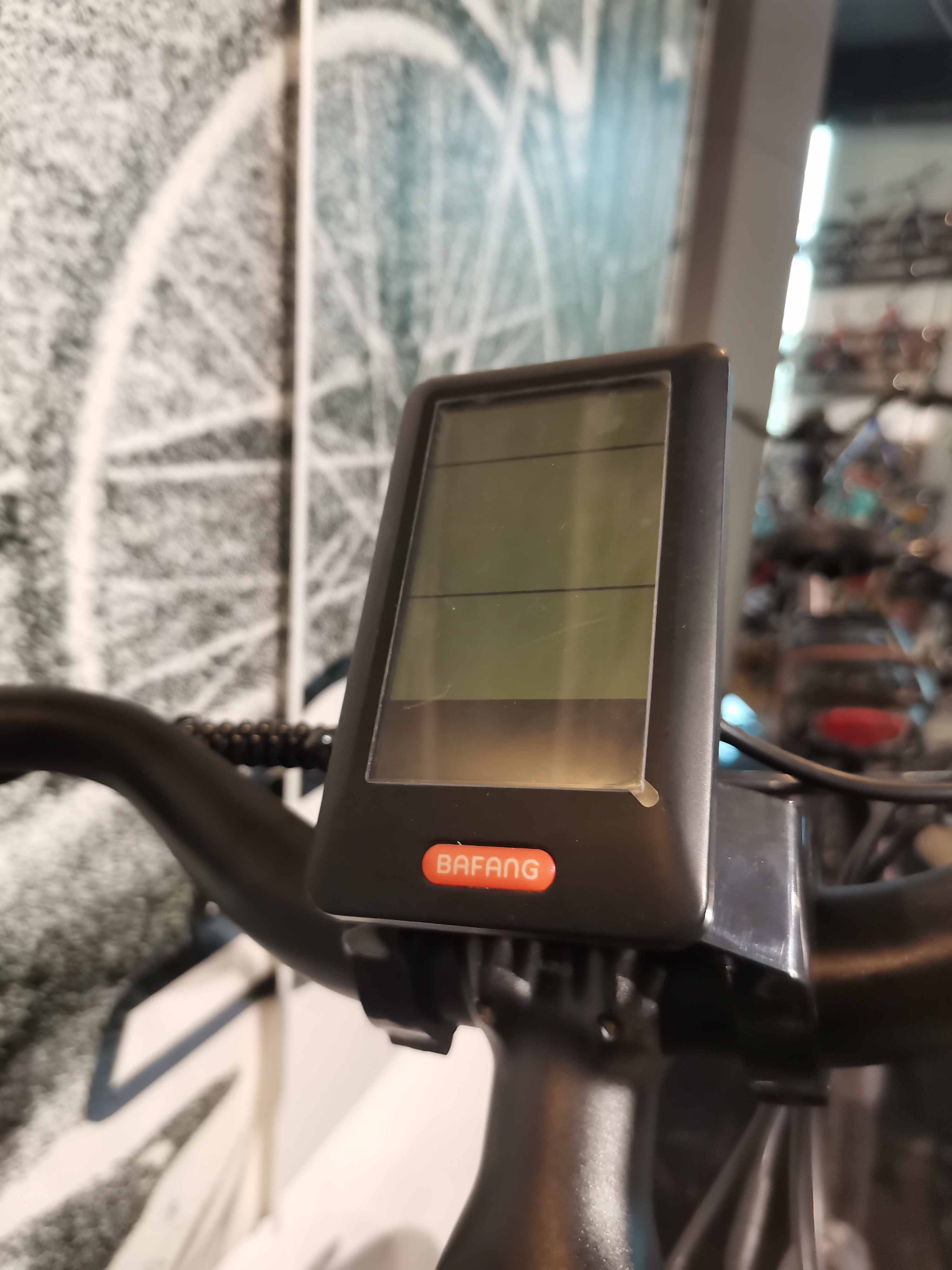 Electric Bicycle with Pedal Assist - Image 2