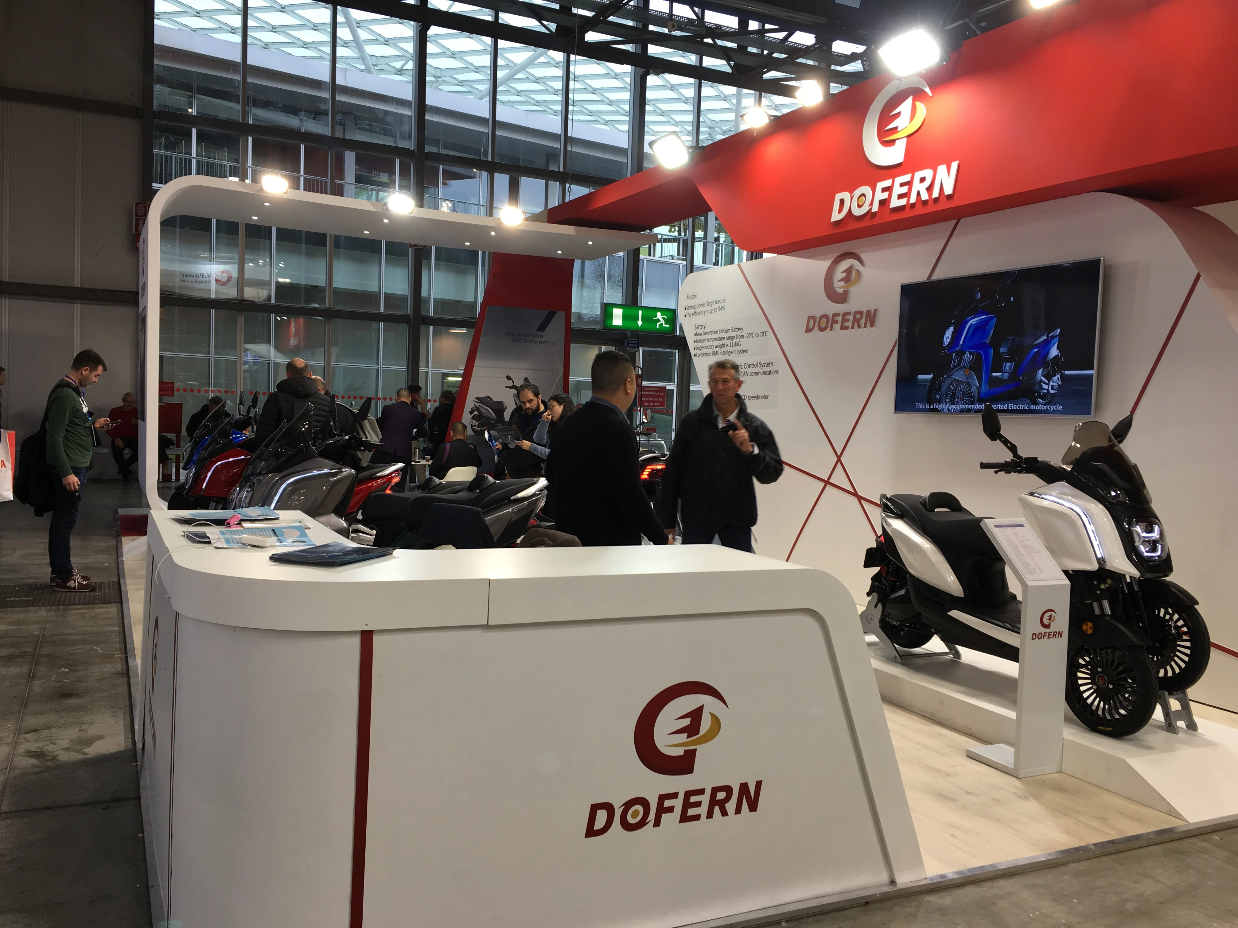 Technical diagram of electric motorcycle powertrain