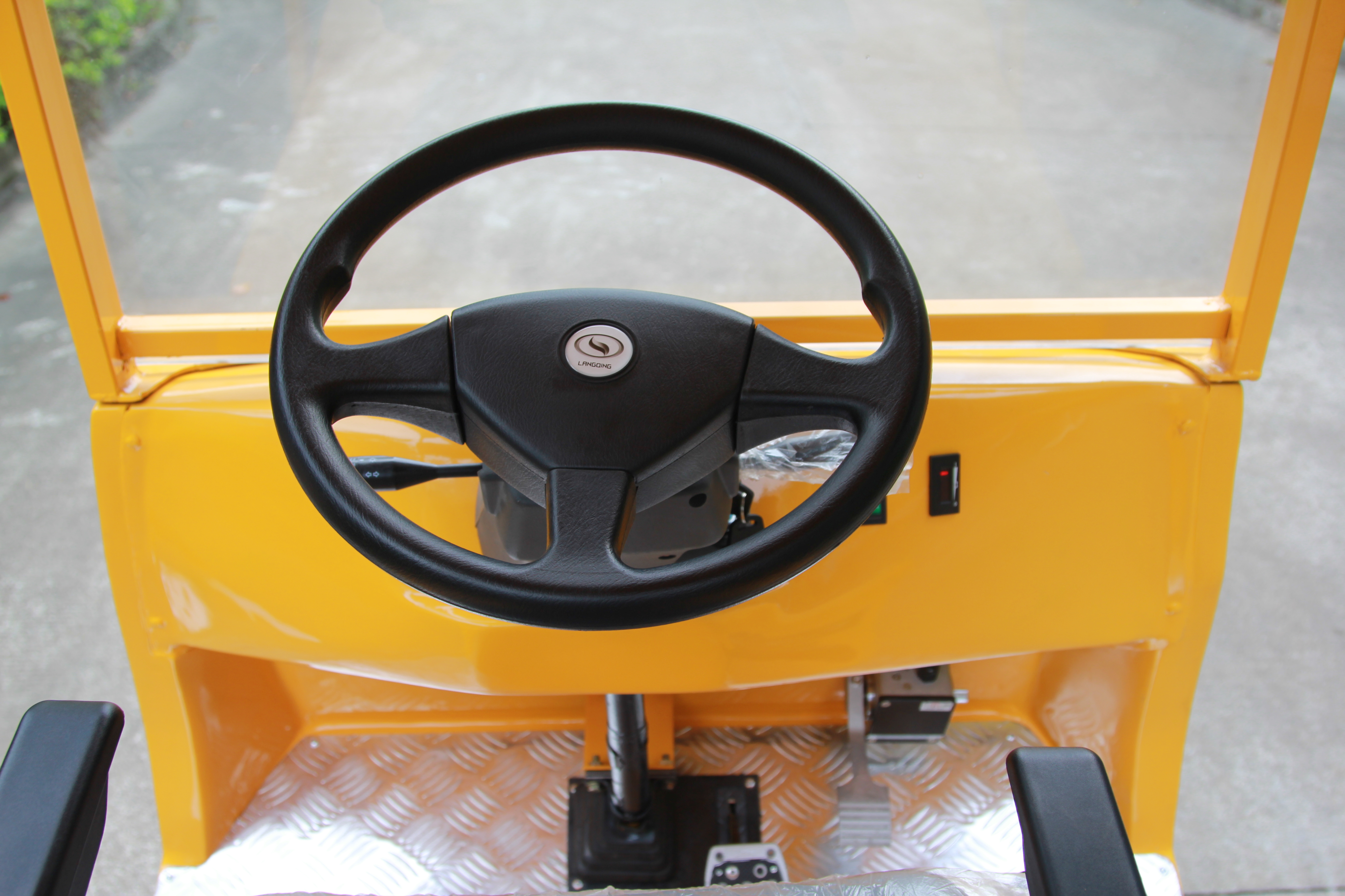 Electric Utility Tow Vehicle