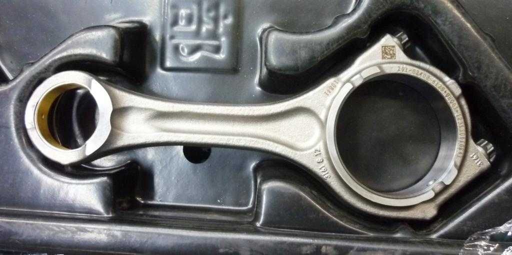 Engine connecting rod - Image 2