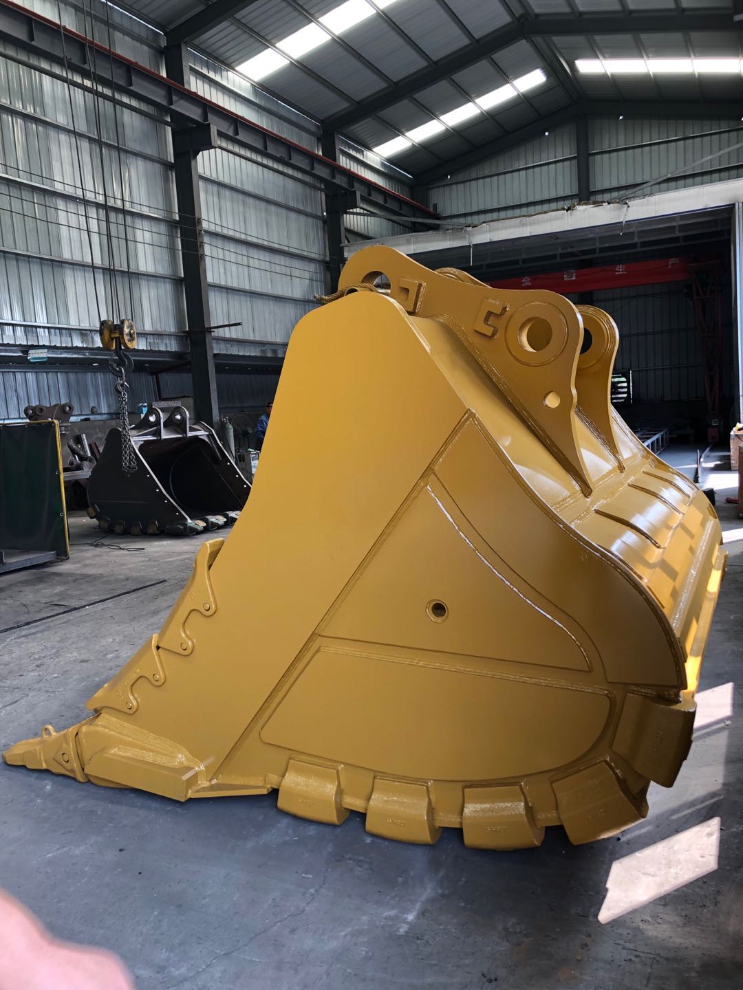 Excavator bucet - Image 2