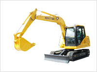 Exterior view of the excavator with bucket and blade