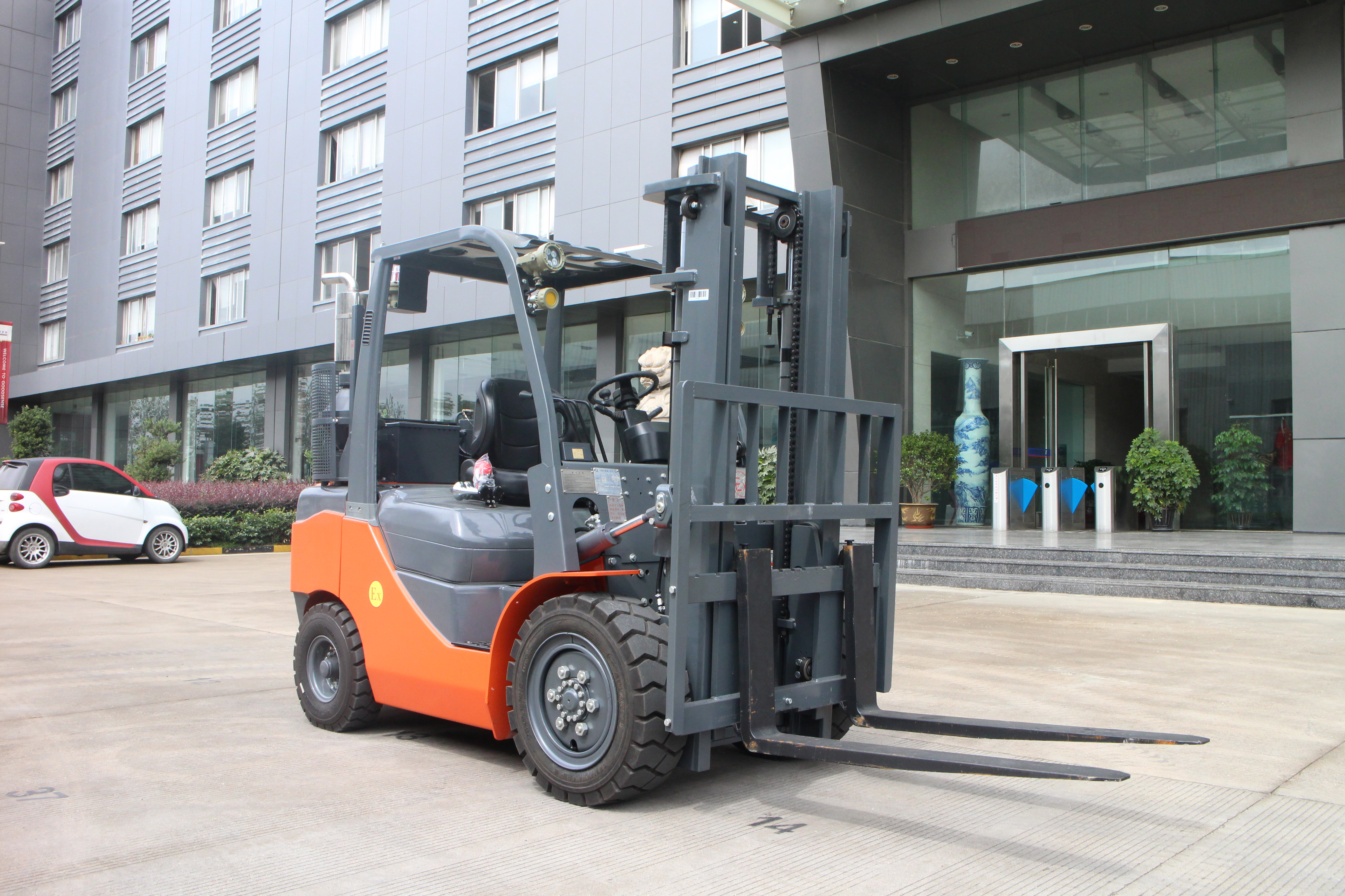Explosion Protected Diesel Forklift - Image 2