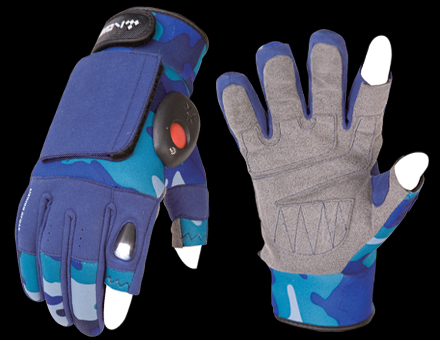 Camouflage Diving Gloves with Integrated Light