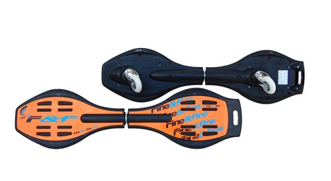 Waveboard with Pivoting Deck