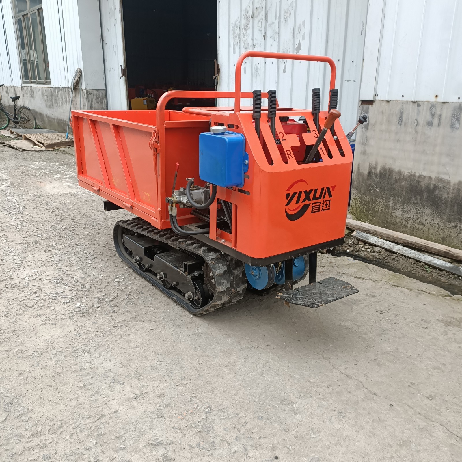 Factory direct sales 2 tons dump rubber crawler truck transport service - Image 2