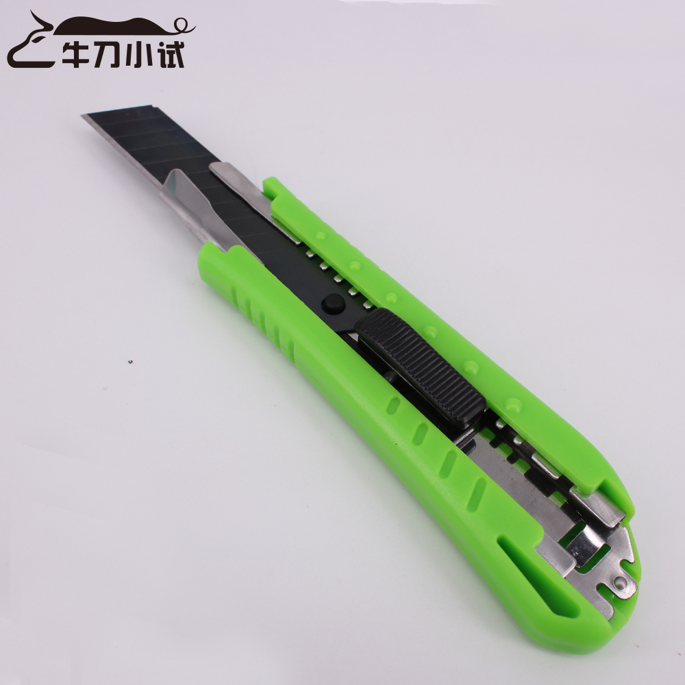 Retractable Utility Knife with Carbon Steel Blade