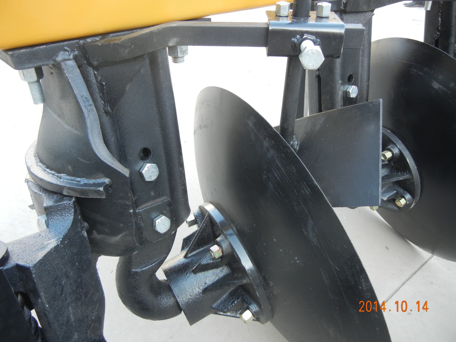 3-Disc Plough for Soil Preparation