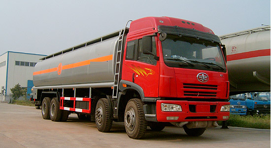 FAW 8*4 fuel tanker truck - Image 2