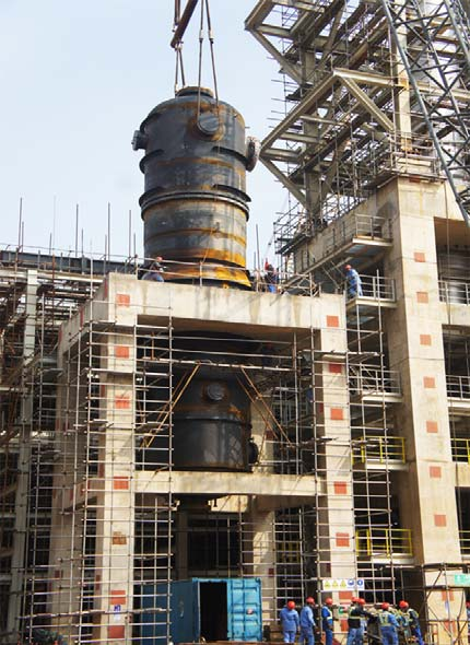Feed/Effluent Plate and Shell Heat Exchanger