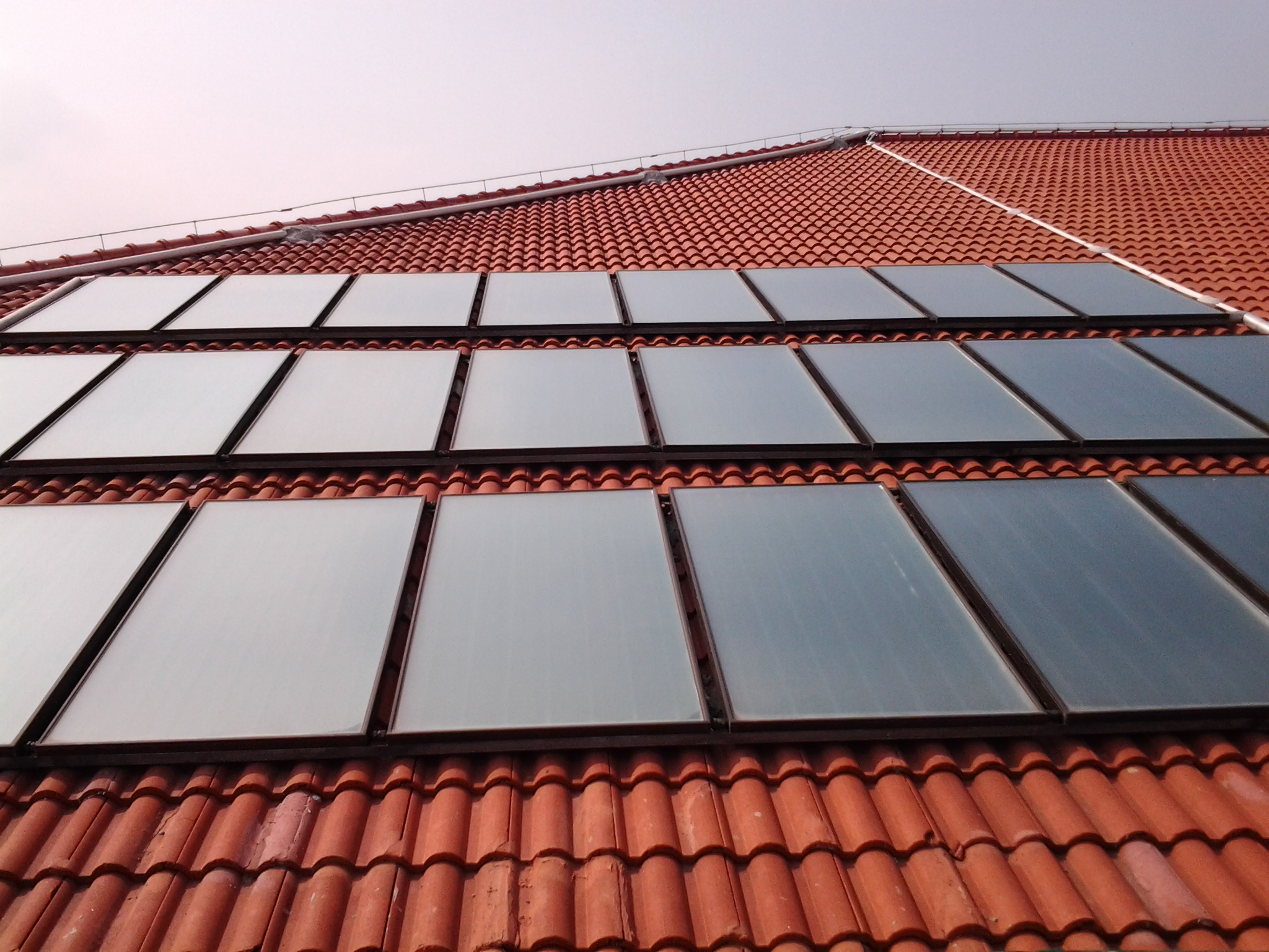 Flat Plate Solar Collector for Water Heating