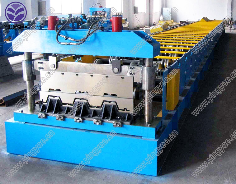 Floor Deck Roll Forming Machine