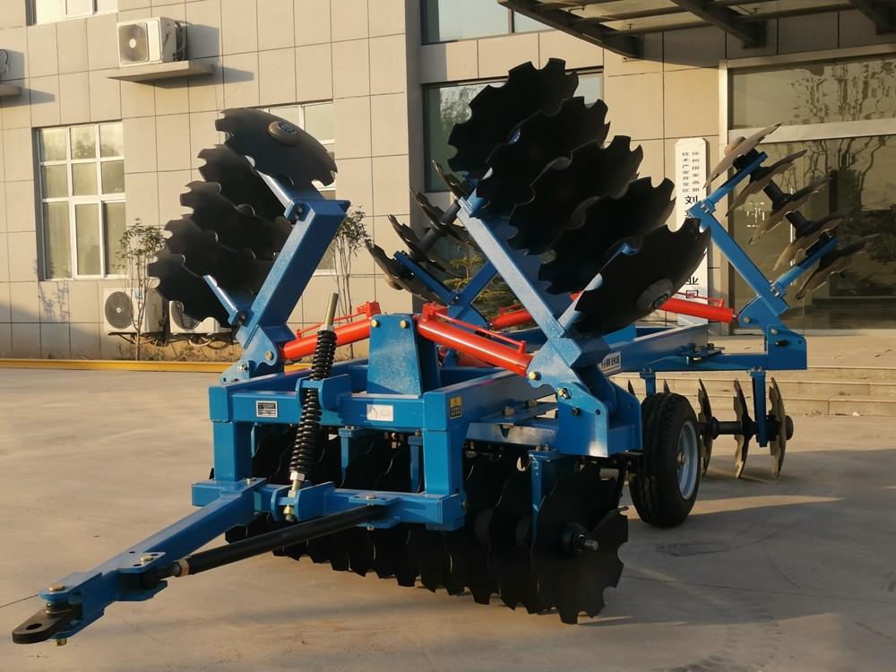 Folding Heavy Duty Disc Harrow 4.5m Wide - Image 3