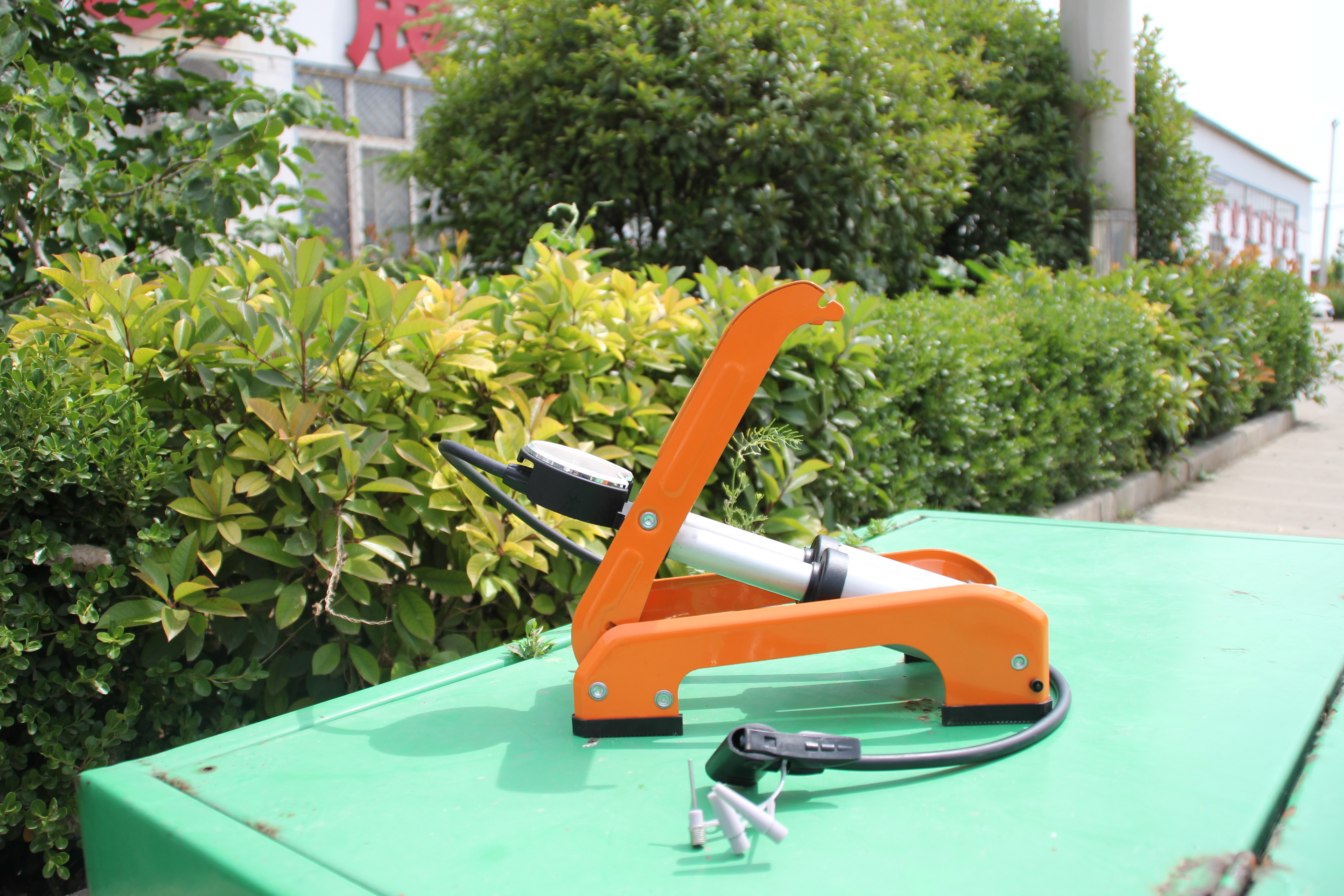 FOOT PUMP - Image 2