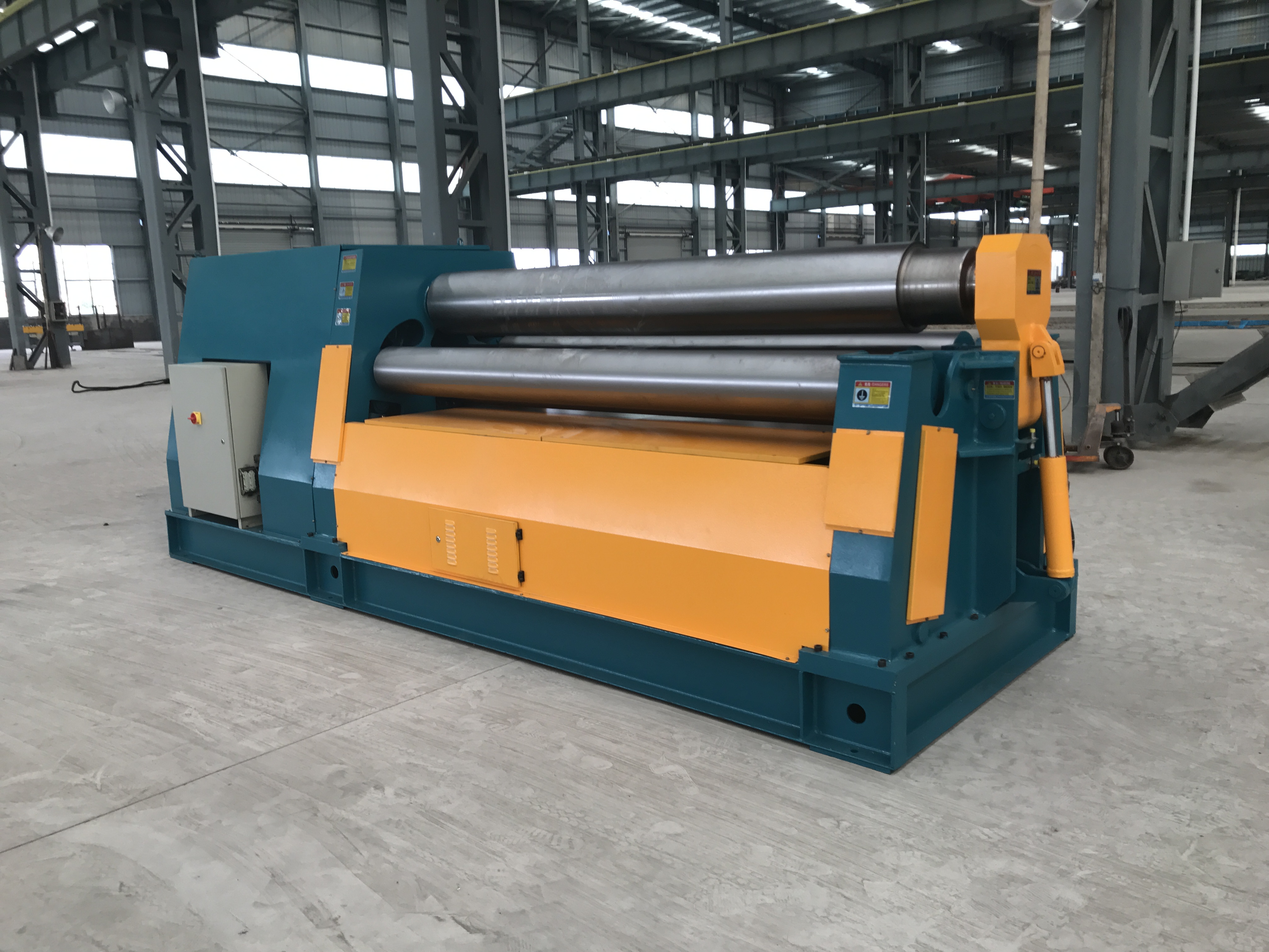 FOUR ROLLER ROLLING MACHINE - Image 2