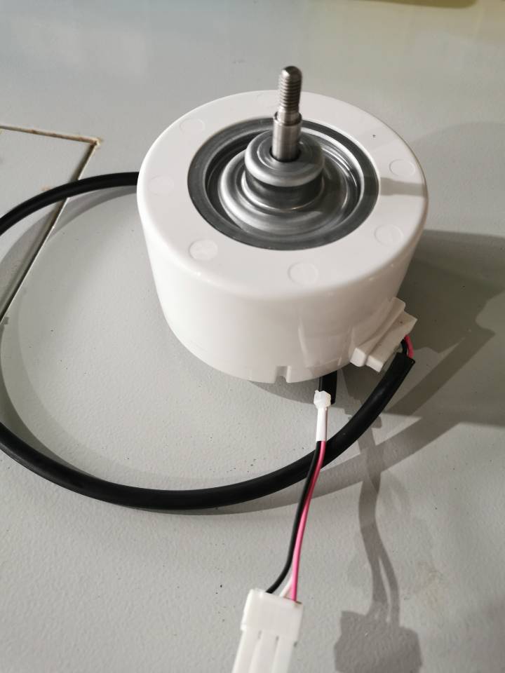 Front-loading washing machine drying motor - Image 2