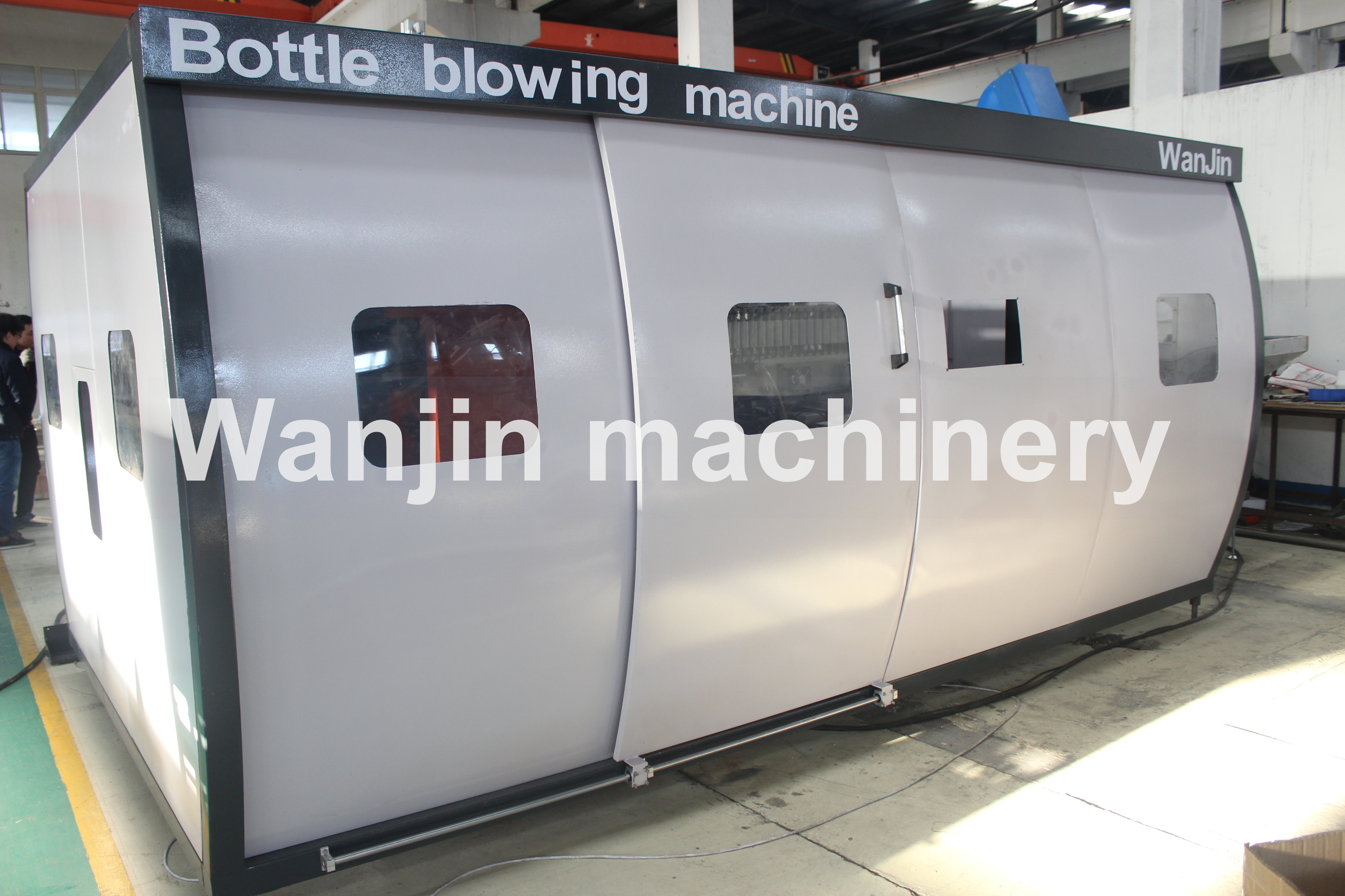 Fully automatic blowing machine/4 cavity blowing machine - Image 2