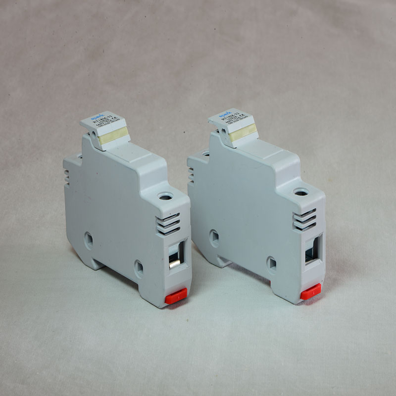 FUSE AND BASE - Image 2