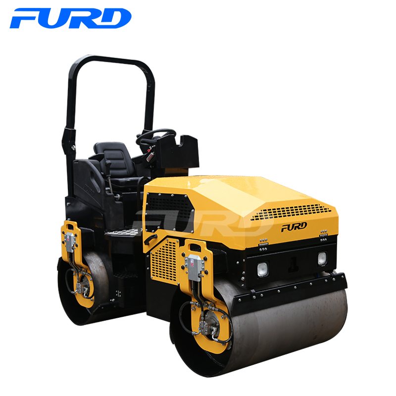 FYL-1200 3 Ton Full Hydraulic Road Roller - Image 3