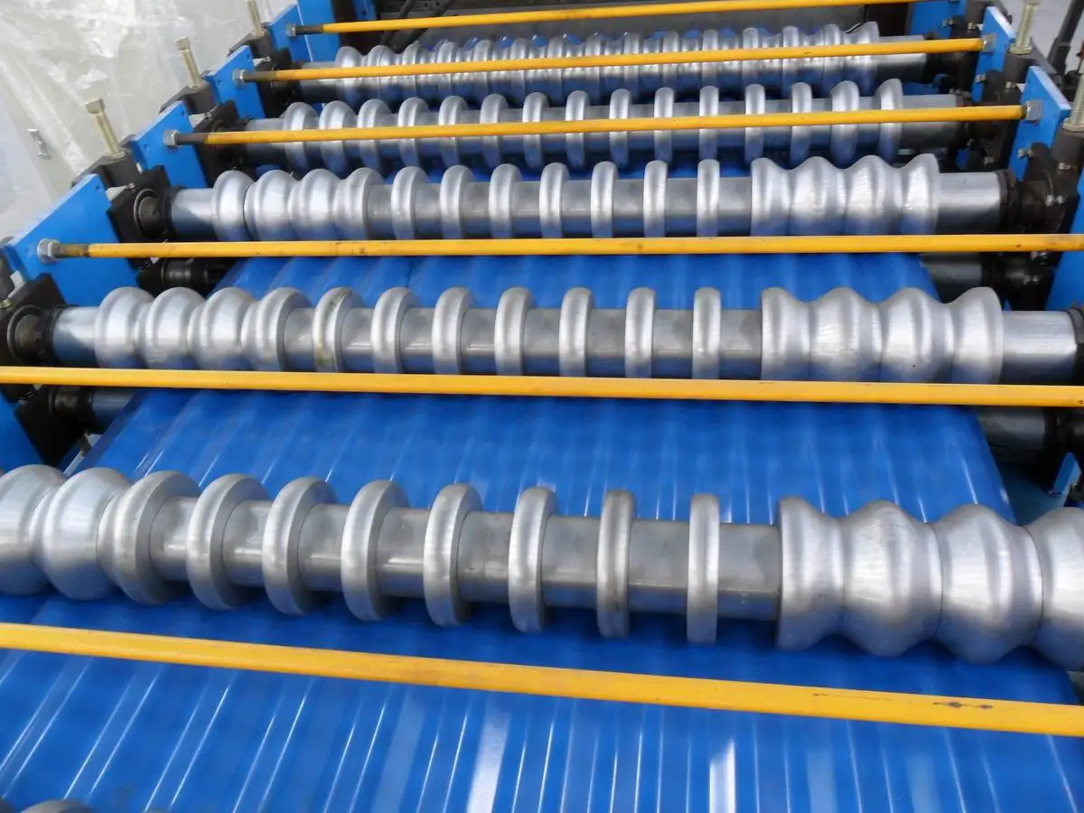 Full view of the industrial roll forming machine